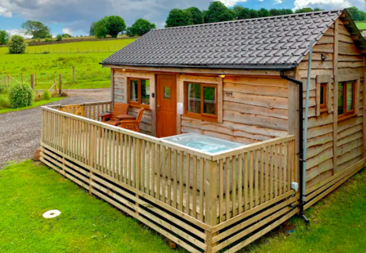 21 Of The Best DogFriendly Hotels and Airbnbs In The UK